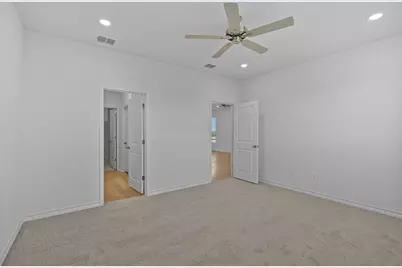 109 Hatari Trail, Jarrell, TX 76537 - Photo 12