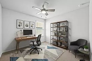 1806 Windsor Blvd, Lockhart, TX 78644 - Photo 4