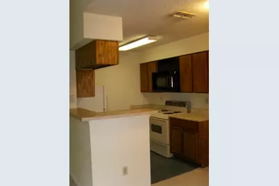 114 E 31st Street #206, Austin, TX 78705 - Photo 4