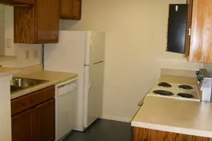 114 E 31st St, Austin, TX 78705 - Photo 6
