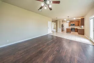 17525 Bridgefarmer Blvd, Pflugerville, TX 78660 - Photo 6