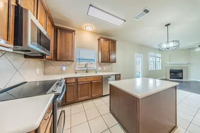 17525 Bridgefarmer Boulevard, Pflugerville, TX 78660 - Photo 12