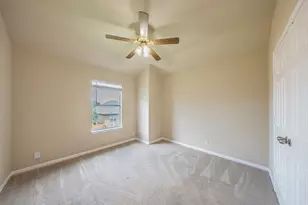 17525 Bridgefarmer Blvd, Pflugerville, TX 78660 - Photo 10