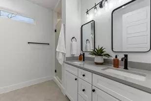 1809 Maple Ave, Austin, TX 78702 - Photo 12