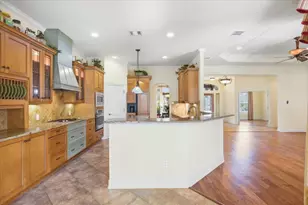 203 Wagon Way, Bastrop, TX 78602 - Photo 10