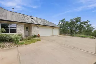 203 Wagon Way, Bastrop, TX 78602 - Photo 34