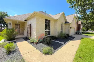 14936 Thatcher Dr, Austin, TX 78717 - Photo 2