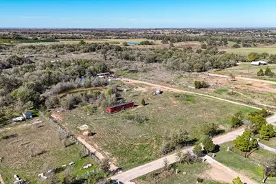 166 Norwood Lane, Elgin, TX 78621 - Photo 12