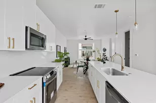 7920 Mullen Dr, Austin, TX 78757 - Photo 10
