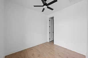 7920 Mullen Dr, Austin, TX 78757 - Photo 18