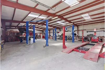 320 S Wilcox Street, Rockdale, TX 76567 - Photo 26