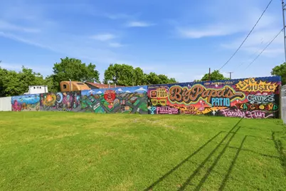 320 S Wilcox Street, Rockdale, TX 76567 - Photo 6