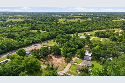 320 S Wilcox Street, Rockdale, TX 76567 - Photo 40