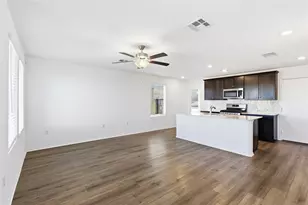 7208 Sparkling Light Dr, Del Valle, TX 78617 - Photo 2