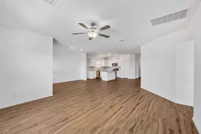 303 Chickasaw Lane, Hutto, TX 78634 - Photo 4