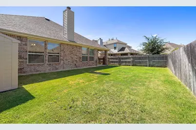 305 Miracle Rose Way, Liberty Hill, TX 78642 - Photo 38