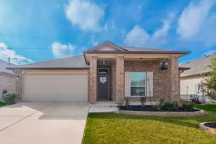 508 Marimoor Dr, Hutto, TX 78634 - Photo 2