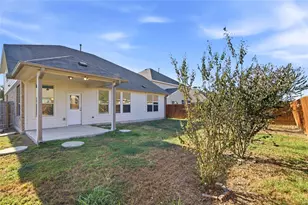 701 S San Marcos St, Manor, TX 78653 - Photo 30