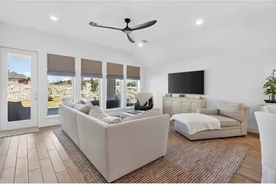 100 Peach Orchard Lane, Georgetown, TX 78628 - Photo 10