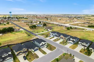 104 Katie Elder Dr, Jarrell, TX 76537 - Photo 30