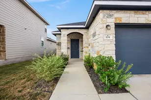 104 Katie Elder Dr, Jarrell, TX 76537 - Photo 2