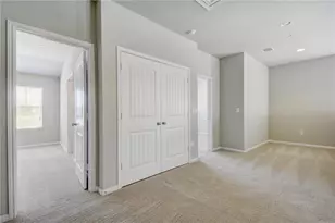 516 E Slaughter Ln, Austin, TX 78744 - Photo 10