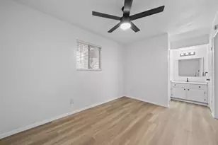 2410 Longview St, Austin, TX 78705 - Photo 8