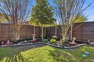 8721 Sikes Way, Austin, TX 78747 - Photo 32