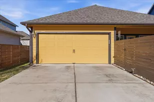 8721 Sikes Way, Austin, TX 78747 - Photo 34