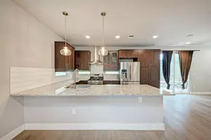 5308 Downs Dr, Austin, TX 78721 - Photo 6