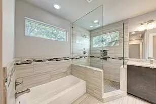 5308 Downs Dr, Austin, TX 78721 - Photo 18