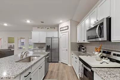 109 Sandpiper Drive, Bastrop, TX 78602 - Photo 12