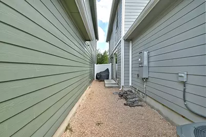 7607 Frida Bend #92, Austin, TX 78744 - Photo 26