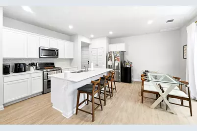 7607 Frida Bend #92, Austin, TX 78744 - Photo 8