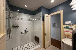 2002 East Side Dr, Austin, TX 78704 - Photo 12
