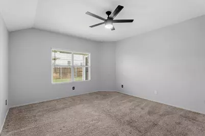 105 Guardian Angel Court, Jarrell, TX 76537 - Photo 16