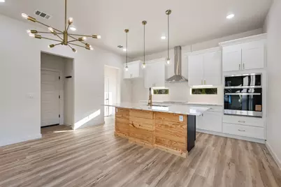 121 Mokolii Court, Bastrop, TX 78602 - Photo 10