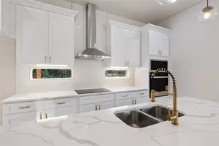 121 Mokolii Ct, Bastrop, TX 78602 - Photo 12