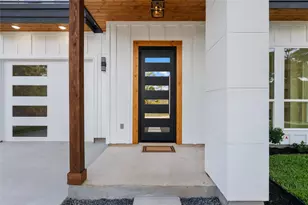 121 Mokolii Ct, Bastrop, TX 78602 - Photo 4