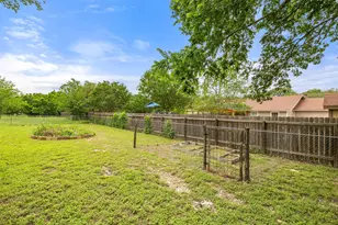 135 Barton Rd, San Marcos, TX 78666 - Photo 10