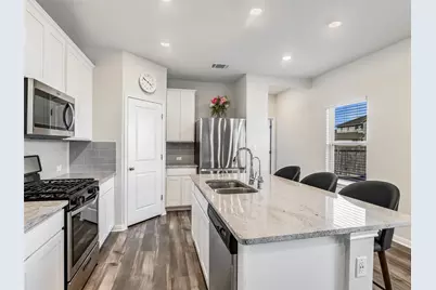 314 Durango Downs Drive, Hutto, TX 78634 - Photo 6