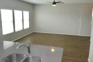 217 Bronco Billy Dr, Jarrell, TX 76537 - Photo 14