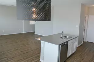 217 Bronco Billy Dr, Jarrell, TX 76537 - Photo 10