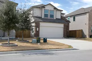 217 Bronco Billy Dr, Jarrell, TX 76537 - Photo 2