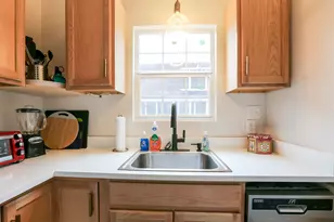 308 E 32nd St, Austin, TX 78705 - Photo 30