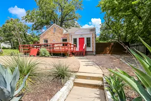 308 E 32nd St, Austin, TX 78705 - Photo 38