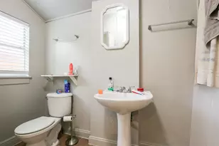 308 E 32nd St, Austin, TX 78705 - Photo 20