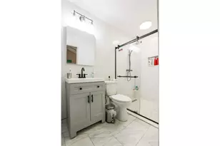308 E 32nd St, Austin, TX 78705 - Photo 34