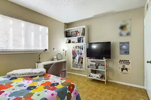 803 W 28th St, Austin, TX 78705 - Photo 24