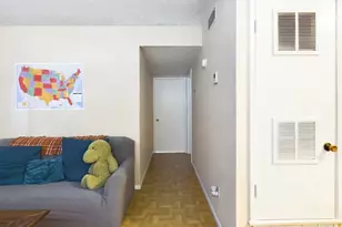 803 W 28th St, Austin, TX 78705 - Photo 6